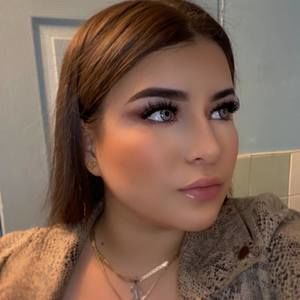 Meet your Posher, Rosalia vasquez molina